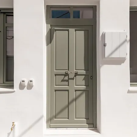 Appart hôtel Aniko White Alley 4*