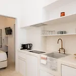 Lejlighedshotel Aniko White Alley
