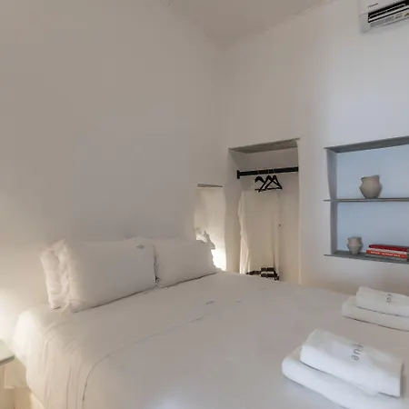 Aniko White Alley 4*
