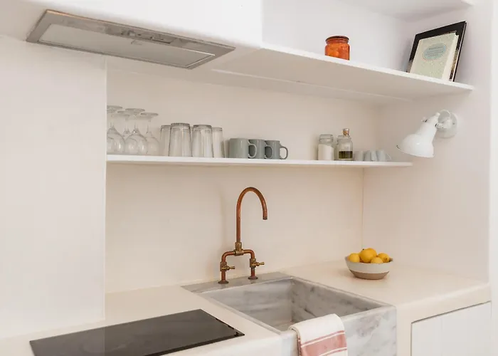 Aniko White Alley Appart hôtel 4*