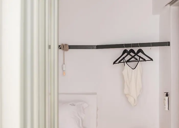 Apart Otel Aniko White Alley