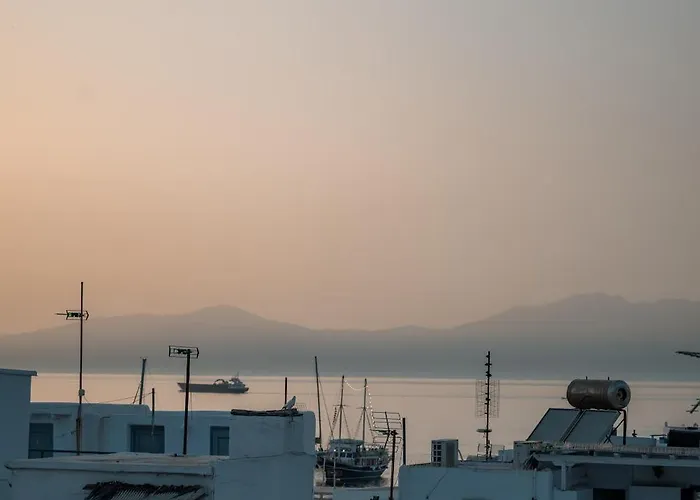 Aniko White Alley 4*