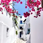 Aniko White Alley